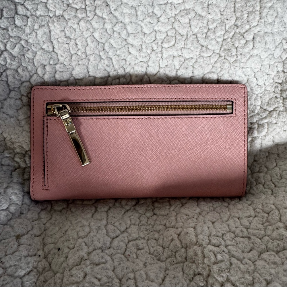 👜 Kate Spade Pink Wallet - Picture 4 of 11